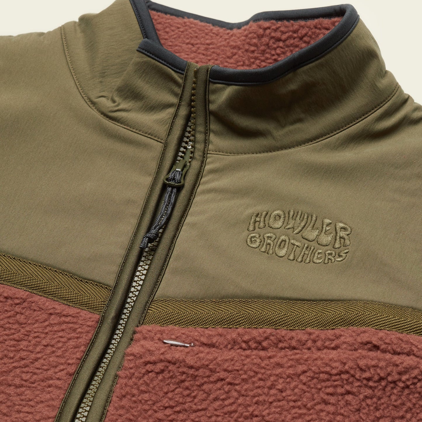 Crozet Fleece Vest - Cherrywood / Olivetree - View 3