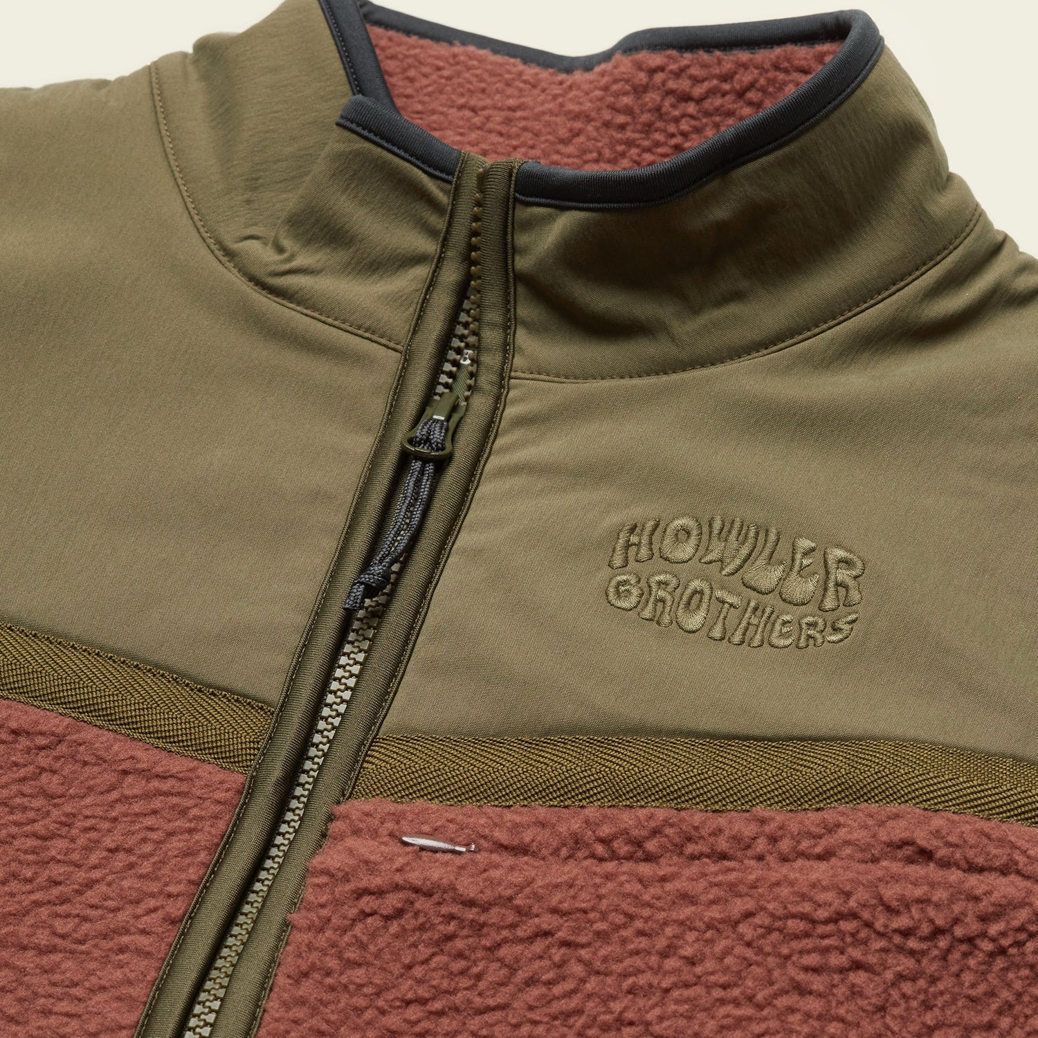 Crozet Fleece Vest - Cherrywood / Olivetree - View 3