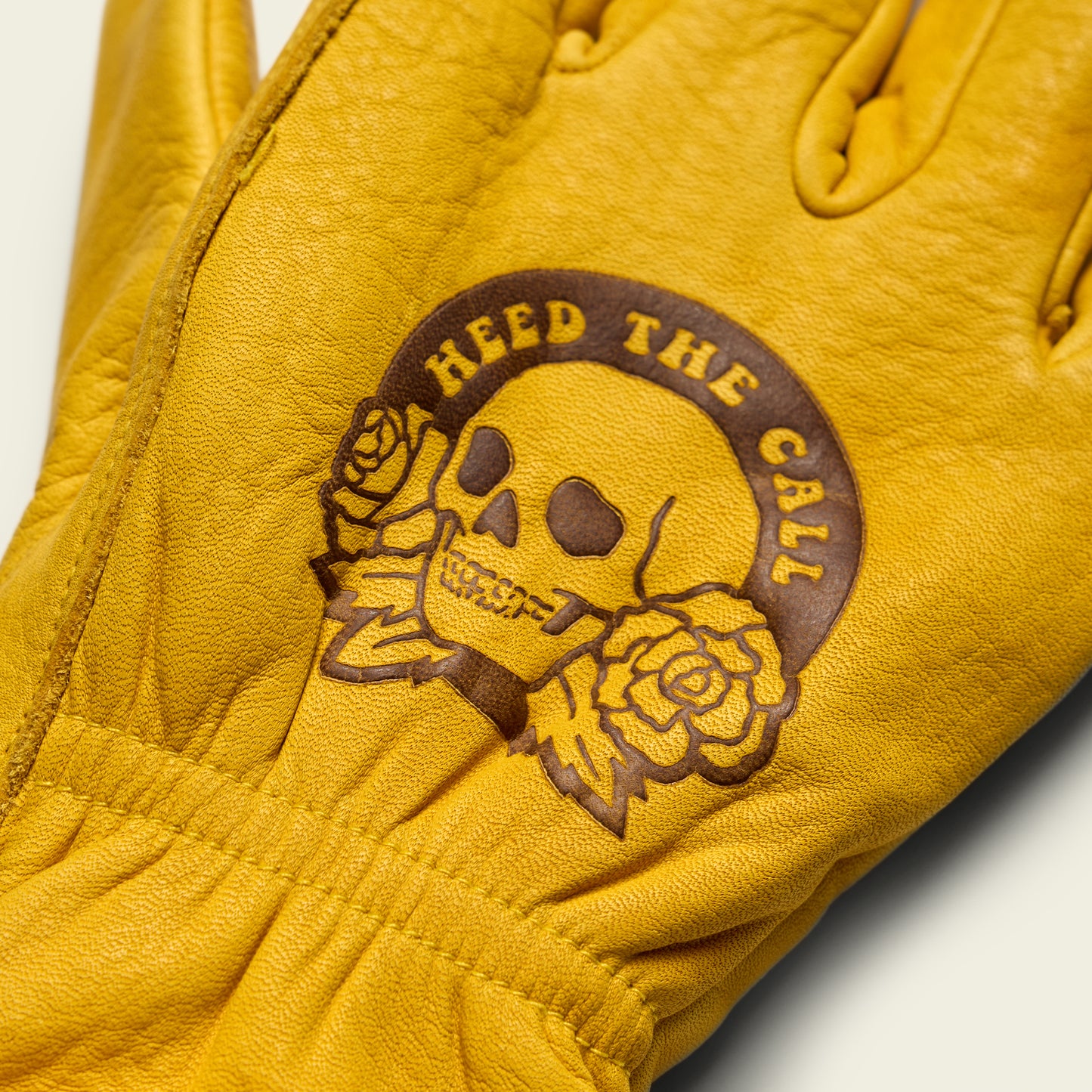 Skulls n’ Begonias Gloves - View 3