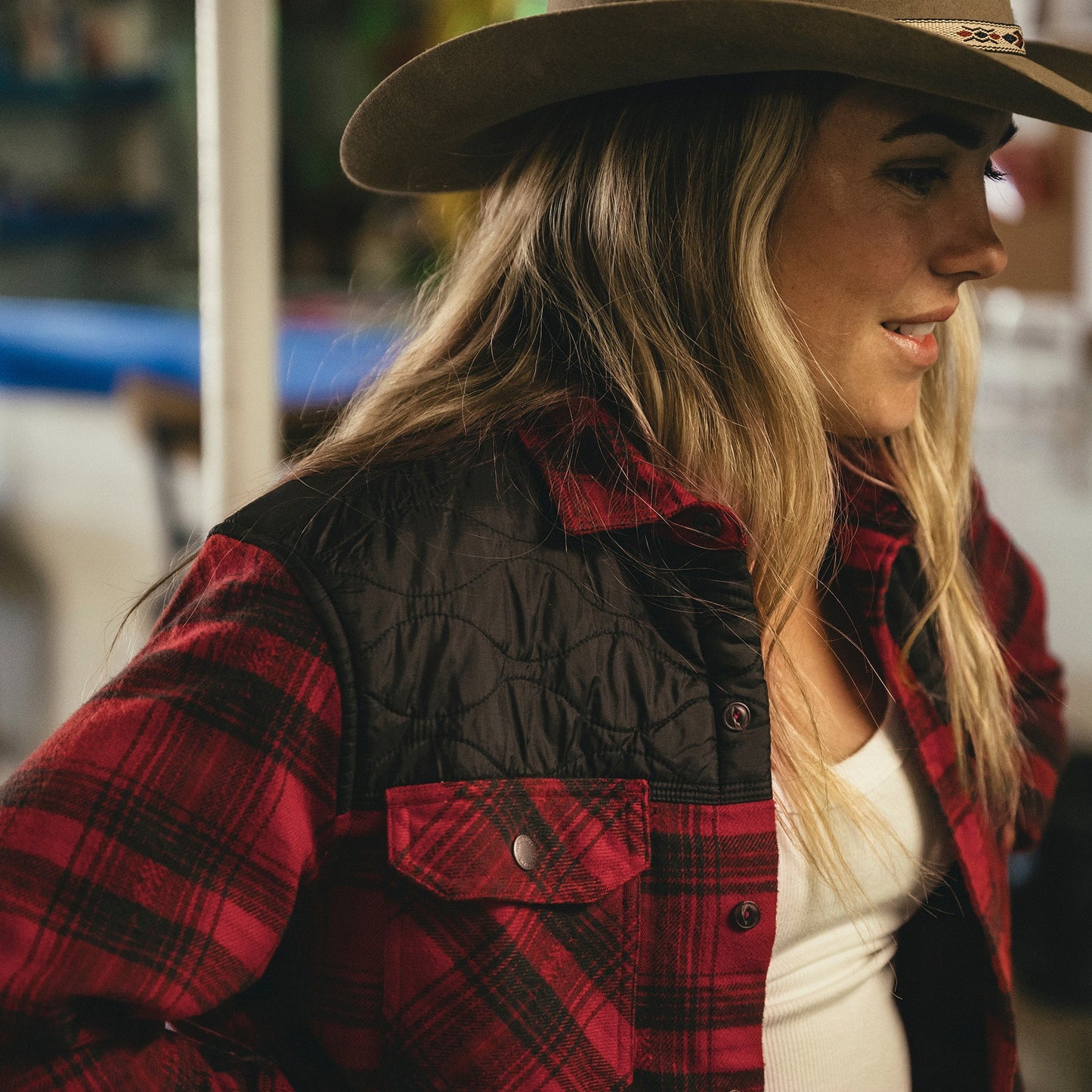 Quintana Quilted Flannel - Big Barrett Plaid : Brick Red - View 6