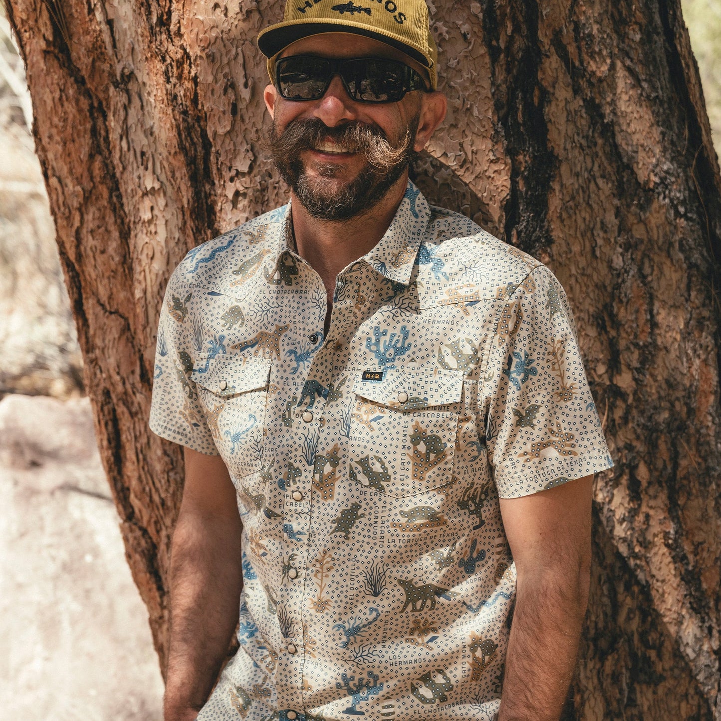H Bar B Snapshirt - Ecosistema : Sand - View 2
