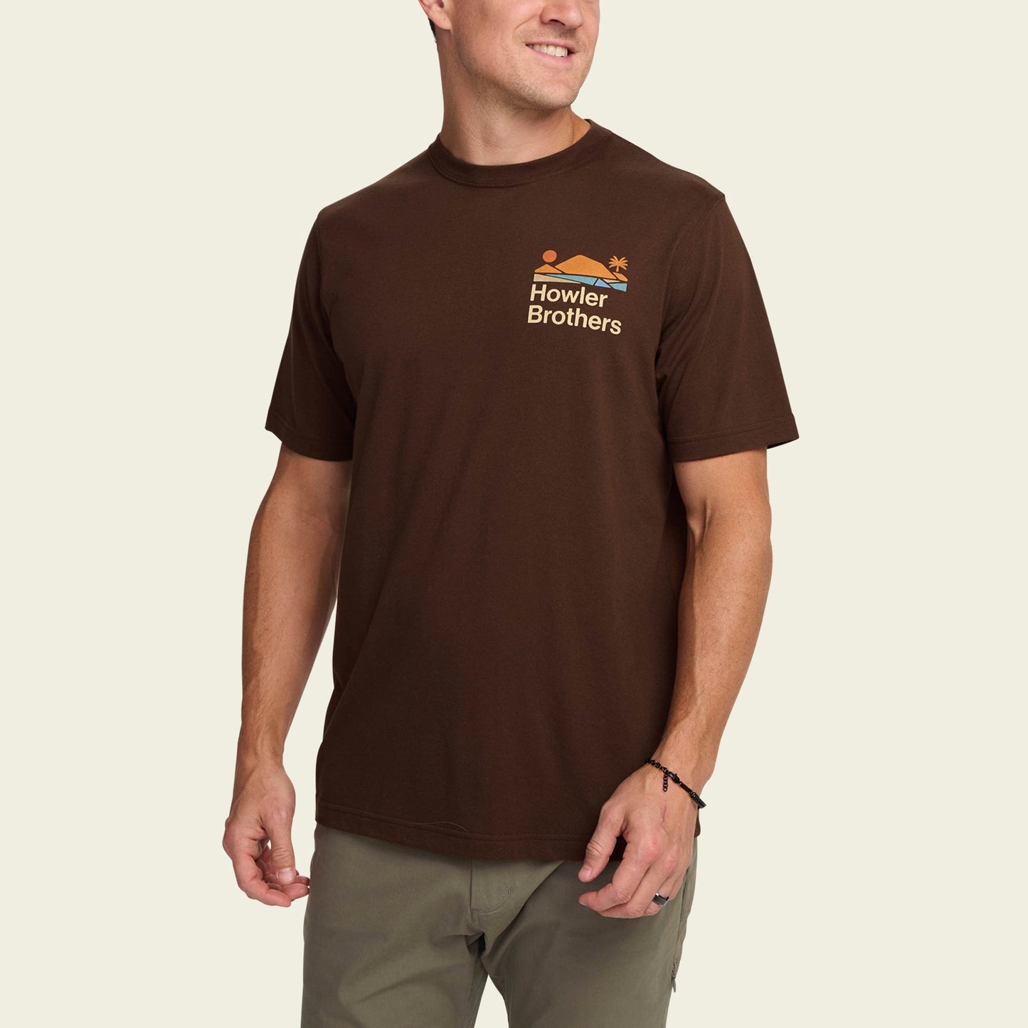 Bahía de Howler T-Shirt - Mahogany - View 3