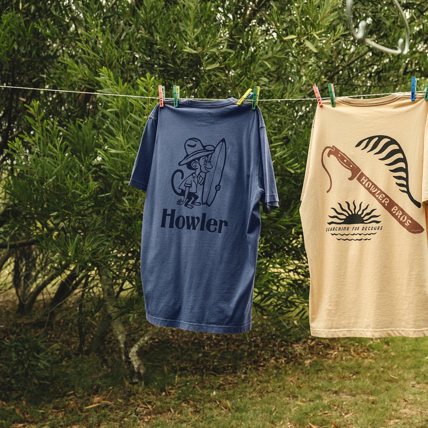 El Monito Surfs Cotton Pocket T-Shirt - Key Largo - View 2