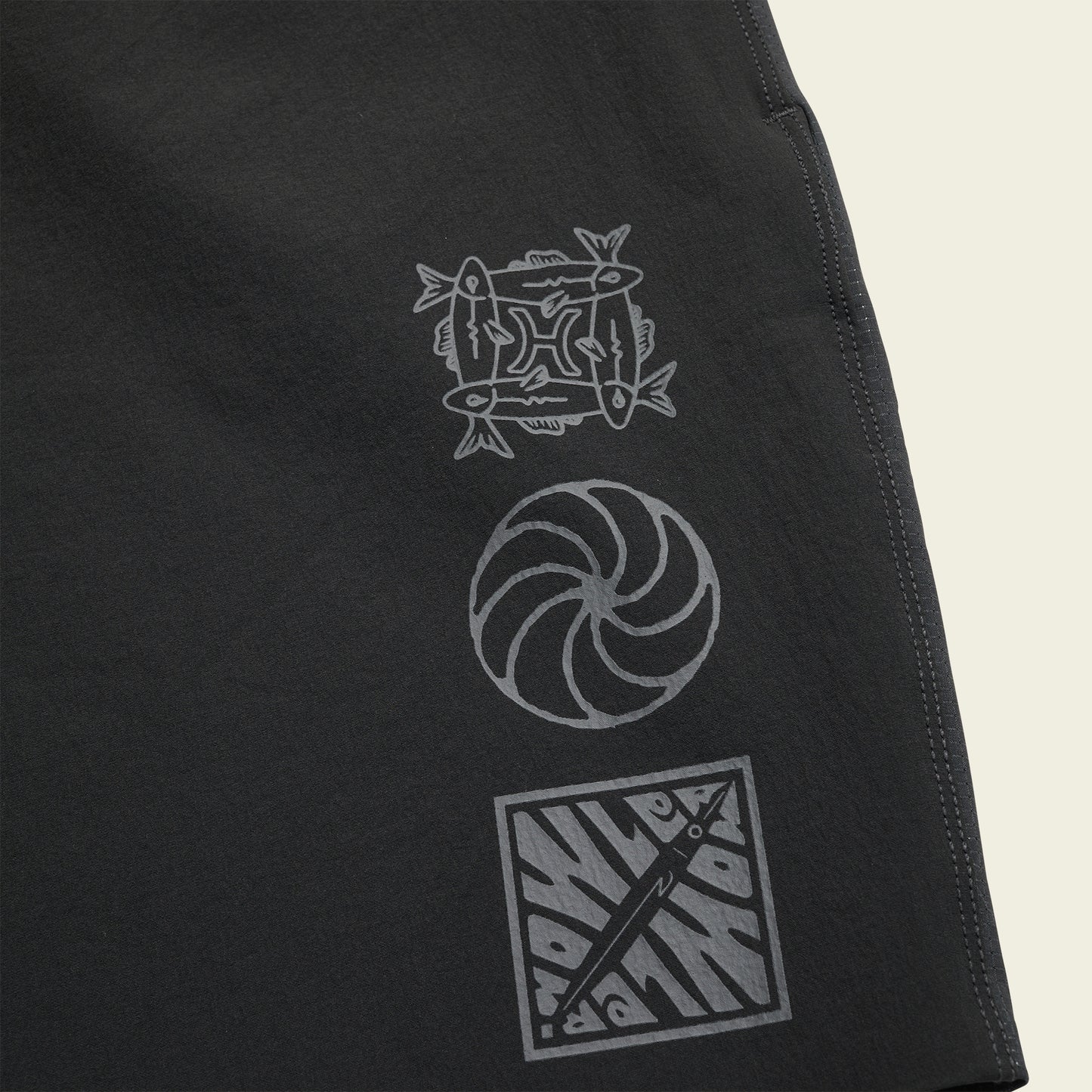 Del Este Performance Boardshorts 17" - Fortune Teller : Antique Black - View 7
