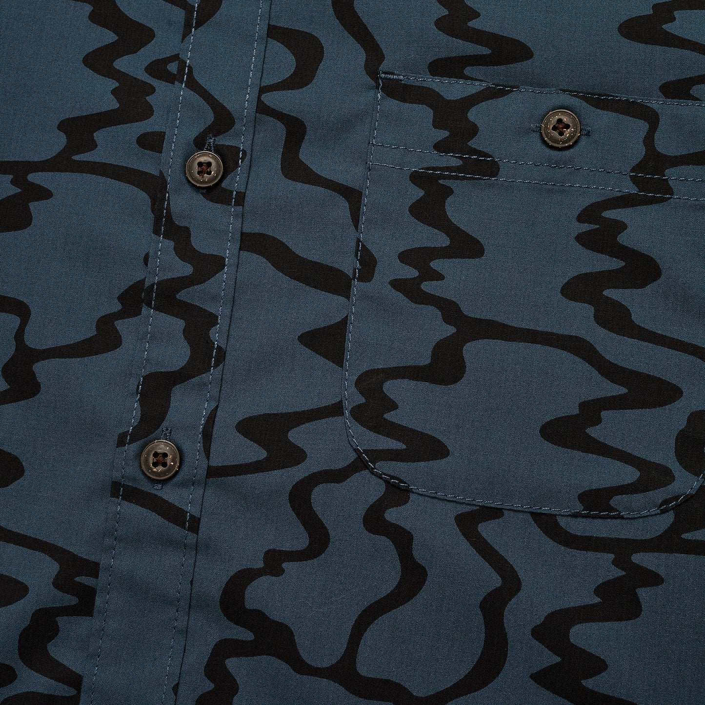 Mansfield Shirt - Ocean Motion : Oil Slick - View 3