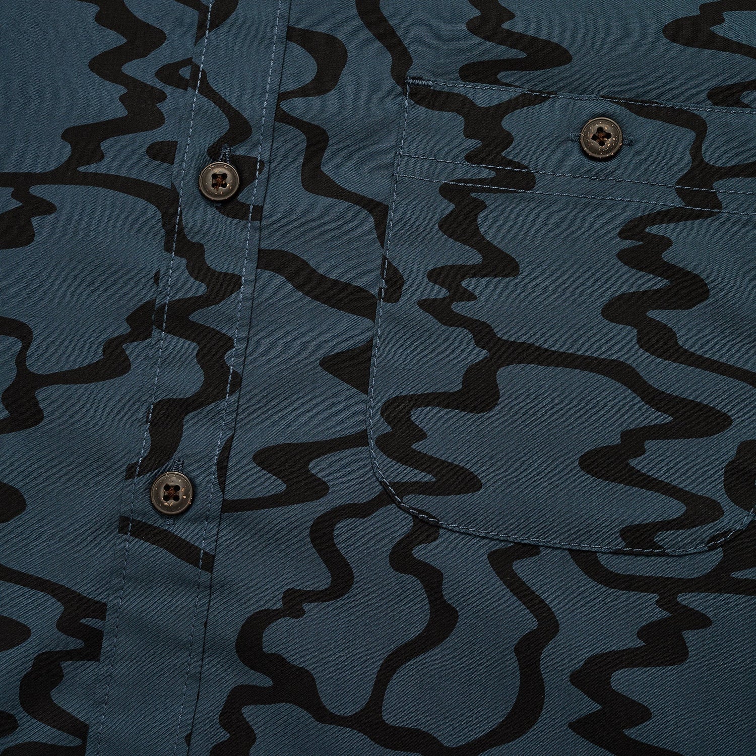 Mansfield Shirt - Ocean Motion : Oil Slick - View 3