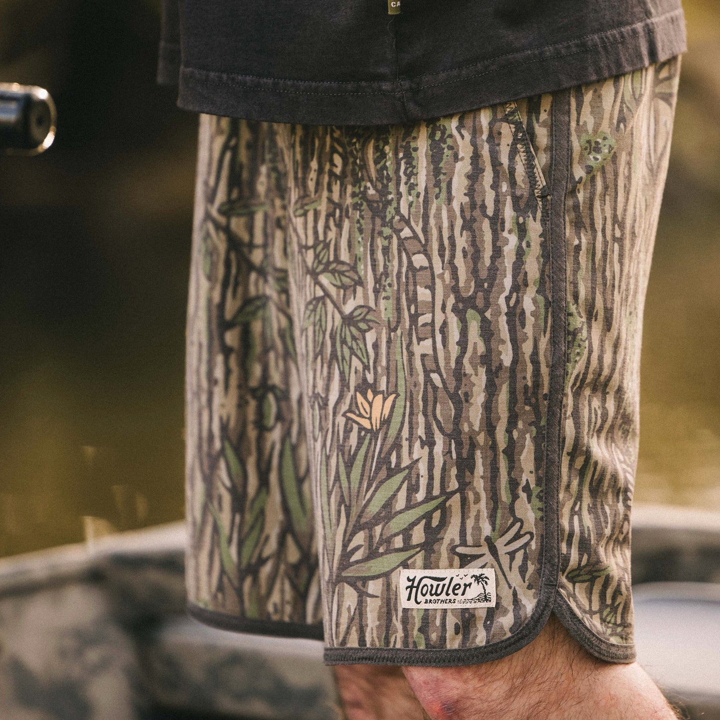 Bruja Boardshorts 18.5" - Swamp Country - View 2
