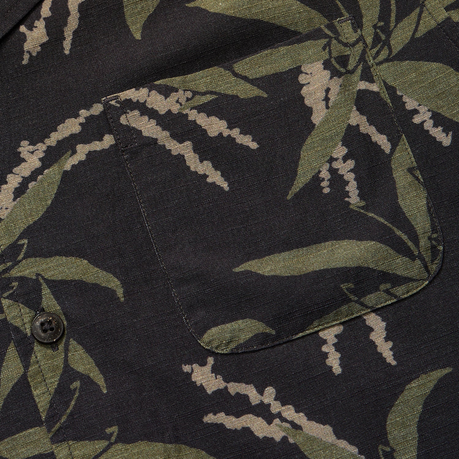 Monoloha Shirt - Lily Negatives - View 6