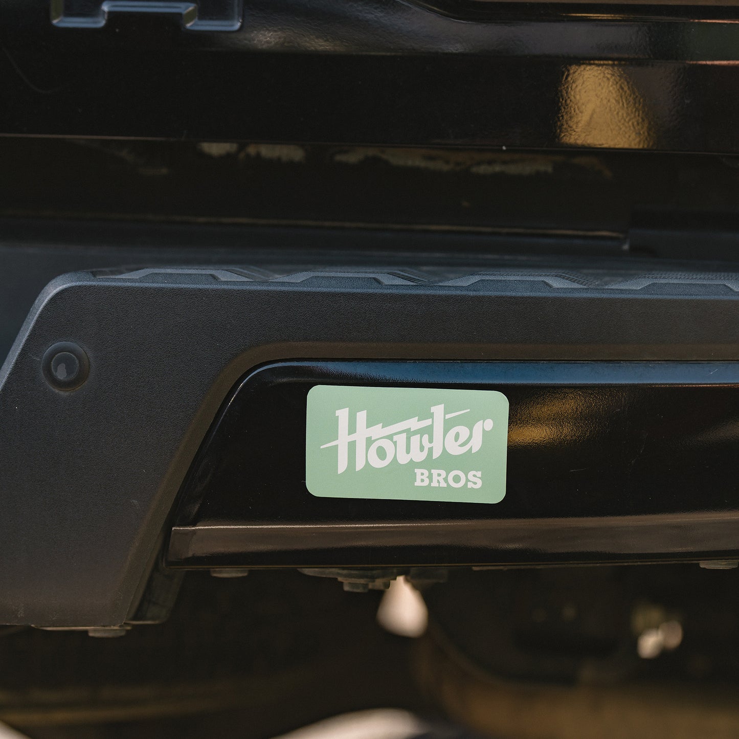 Howler Electric Sticker - Seafoam - View 2