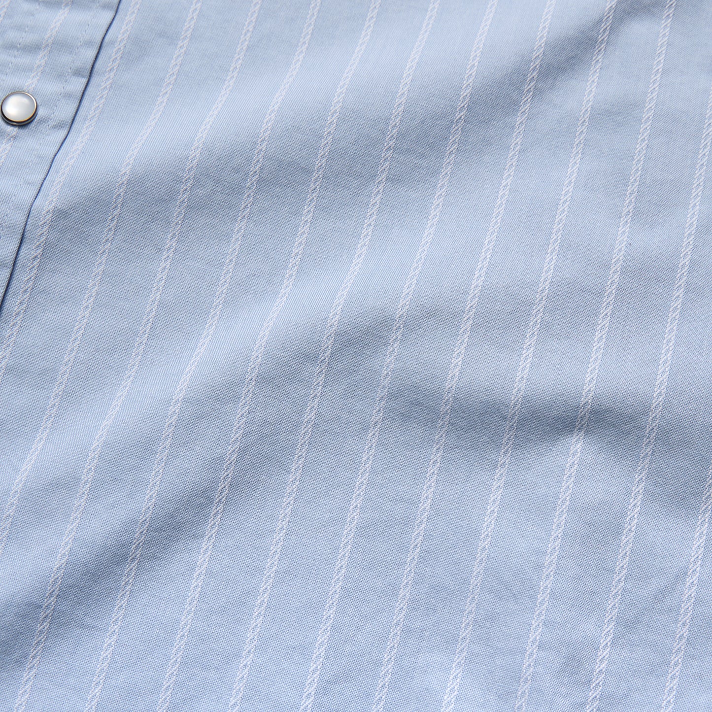 Crosscut Deluxe Shortsleeve Shirt - Surfbird : Sky Oxford Dobby - View 7